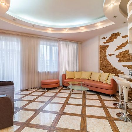 Lux Near Most City With Panoramic Windows Dnipro Extérieur photo