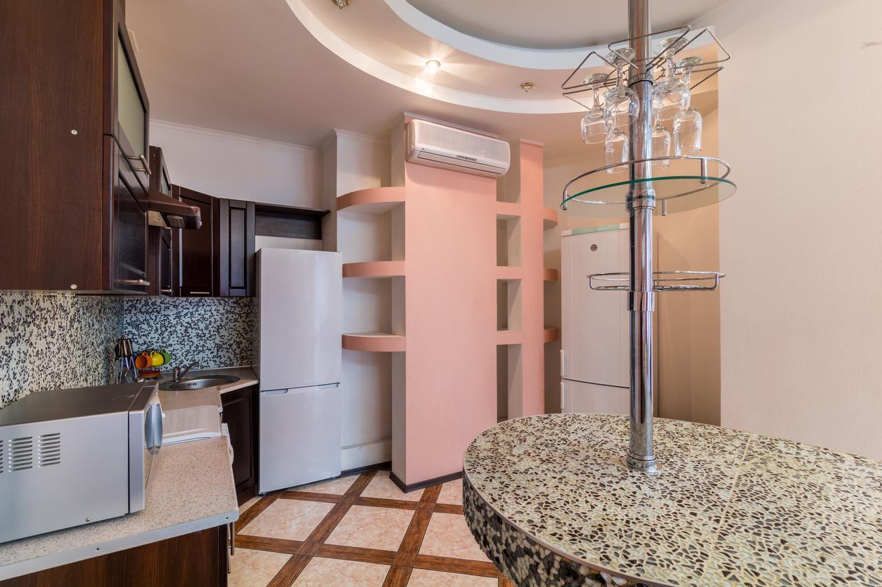 Lux Near Most City With Panoramic Windows Dnipro Extérieur photo
